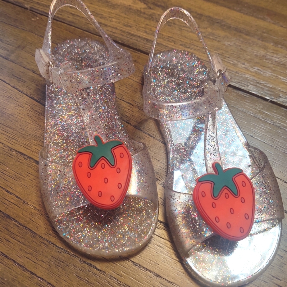 Little girl jellies!  Excellent condition!